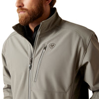 Load image into Gallery viewer, ARIAT MEN’S LOGO 2.0 SOFTSHELL JACKET - JETTY GREY
