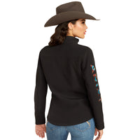 Load image into Gallery viewer, ARIAT WOMEN’S NEW TEAM SOFTSHELL JACKET - BLACK|SERRANO SOUTHWEST PRINT
