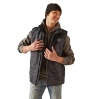 Load image into Gallery viewer, ARIAT MEN’S TEAM LOGO INSULATED VEST - EBONY CAMO
